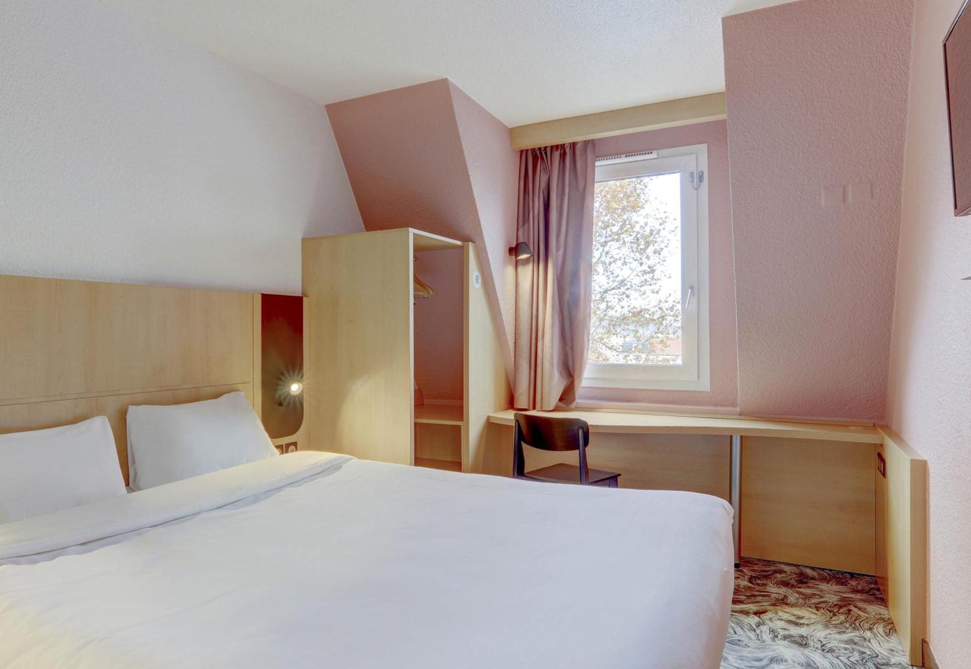 B&B Hotel Montlucon Centre Ngoại thất bức ảnh