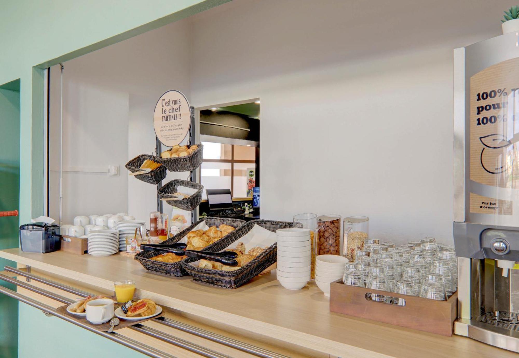 B&B Hotel Montlucon Centre Ngoại thất bức ảnh